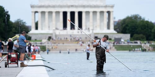 Trump blaming ‘vandalism’ for the problems at the Reflecting Pool