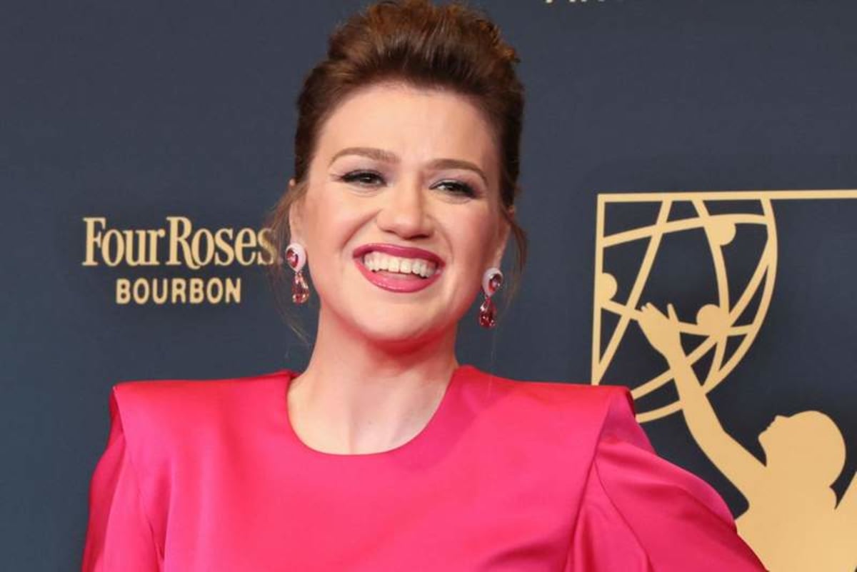 Kelly Clarkson Blasts Brooklyn Boutique For Assuming She Couldn’t Afford Their Item