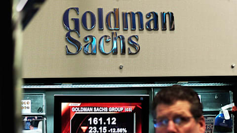 Why GPIQ Lags QQQ in Rallies, Yet Retirees Keep Buying the Monthly Dividend