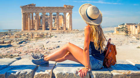 Avoid this  common American gesture at all costs when traveling in Greece
