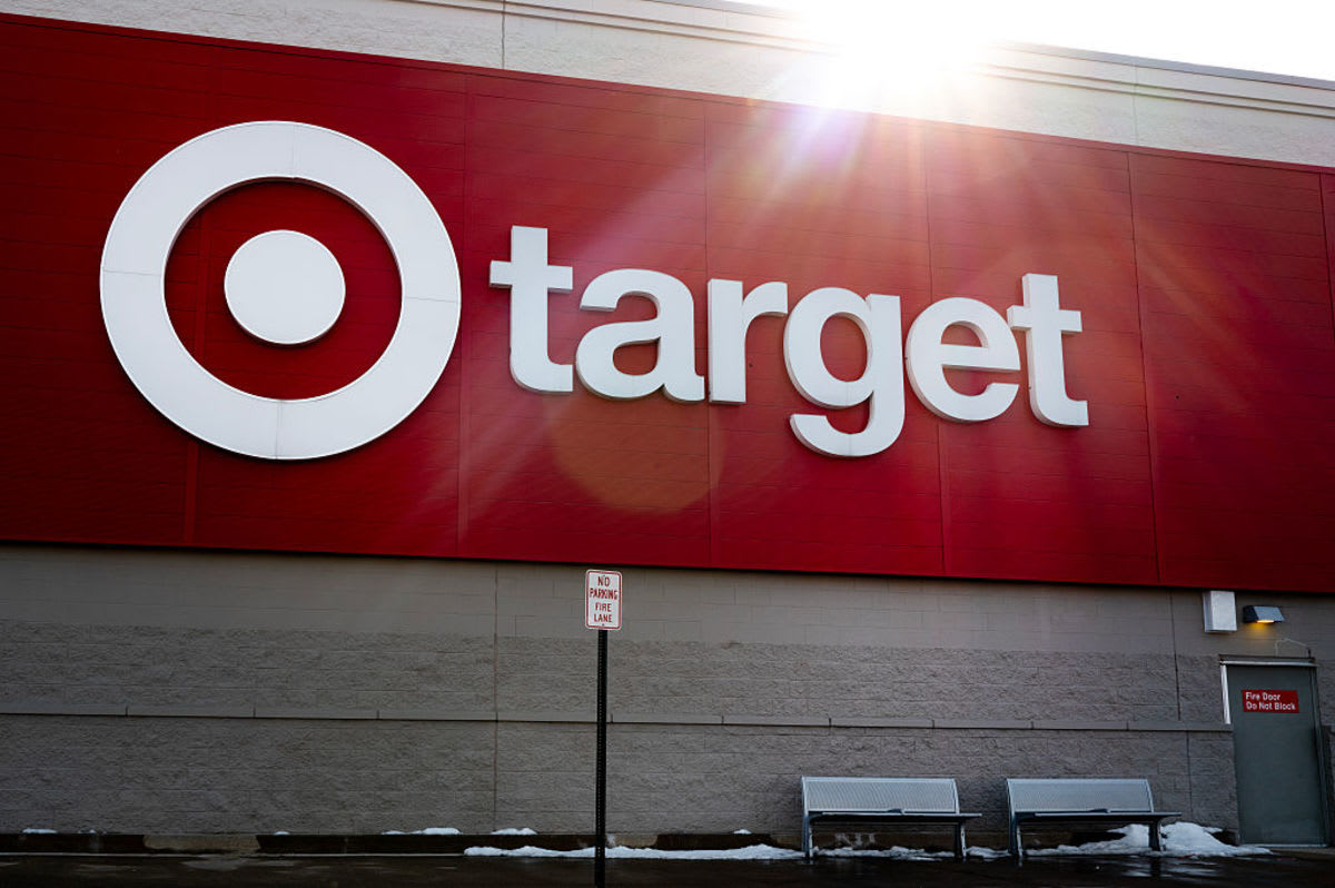 Target's Updated Dress Code Policy: What Employees and Shoppers Are ...