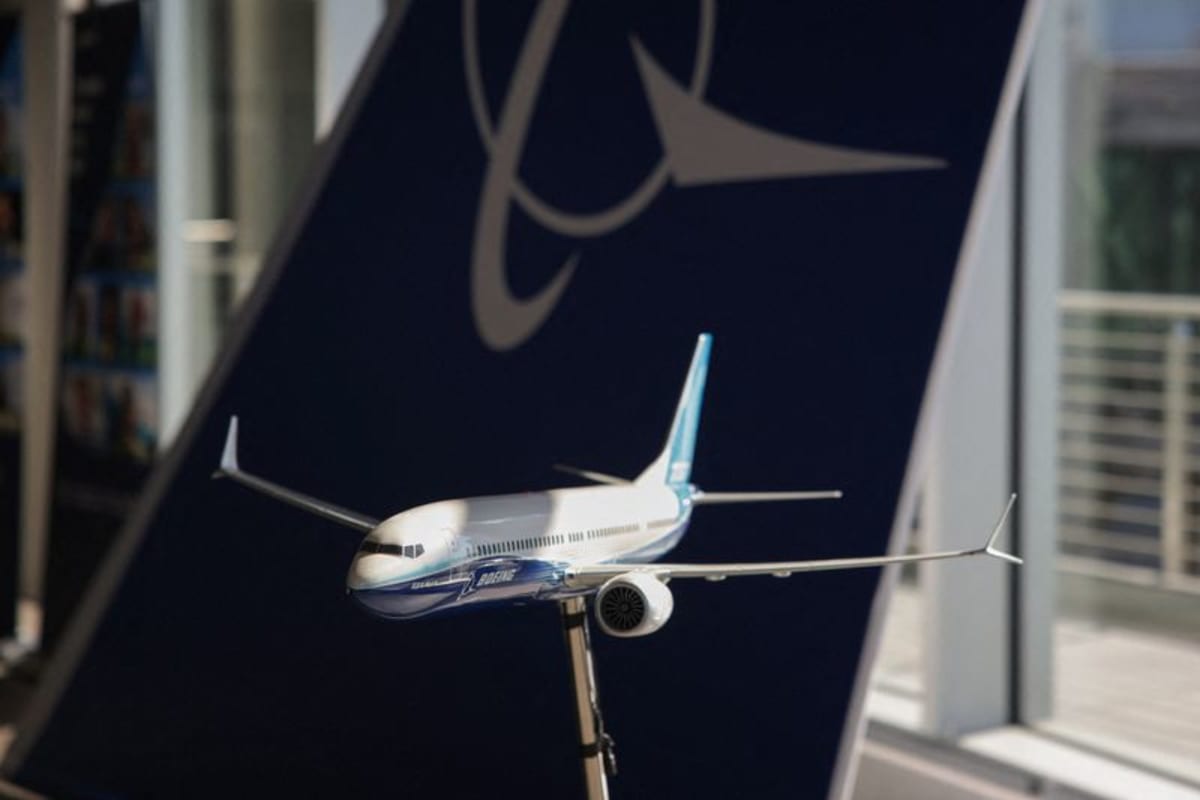 Allegiant exercises options for six Boeing 737 MAX jets worth over $720 ...