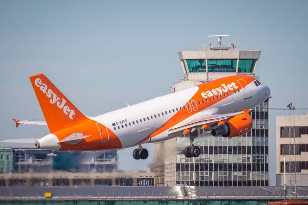 easyJet to offer in-flight WiFi to passengers using Starlink