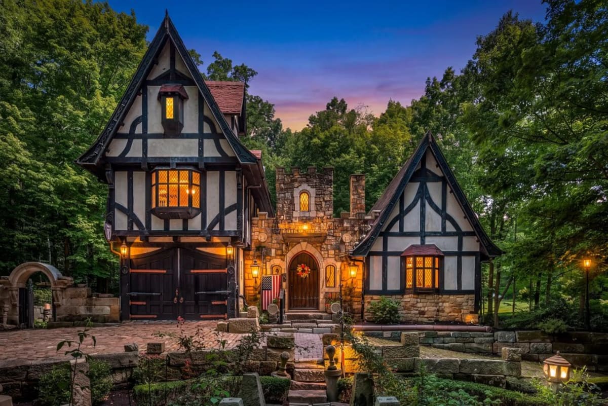 Zillow Gone Wild: 4,500-square-foot Tudor castle for sale in Northeast ...