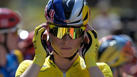 Demi Vollering is defending the race leader's yellow jersey on final stage of Women's Tour de France