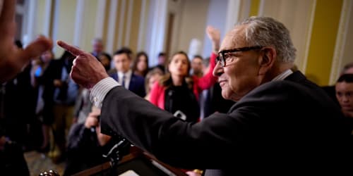 Senate Democrats block bill to limit lawmakers' stock trades