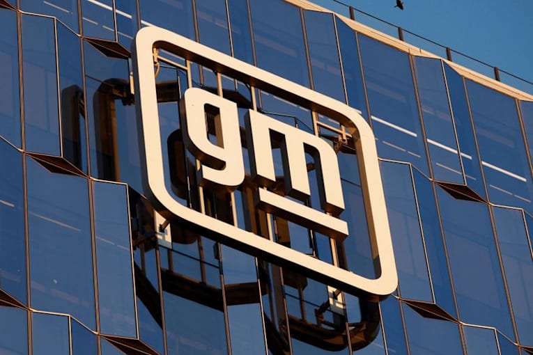 GM union deal would invest C$1.1 billion in Canada auto factories amid US tariff pressure