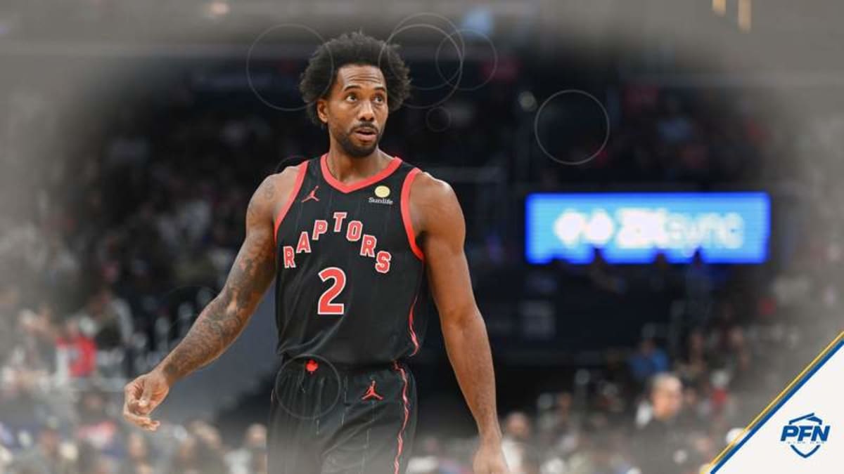 Kawhi Leonard to Miss at Least a Week With Left Knee Swelling