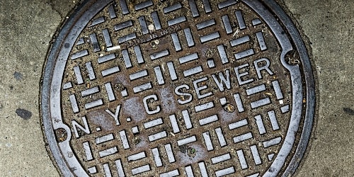 Mystery men emerge from New York City sewers near Benjamin Netanyahu’s hotel